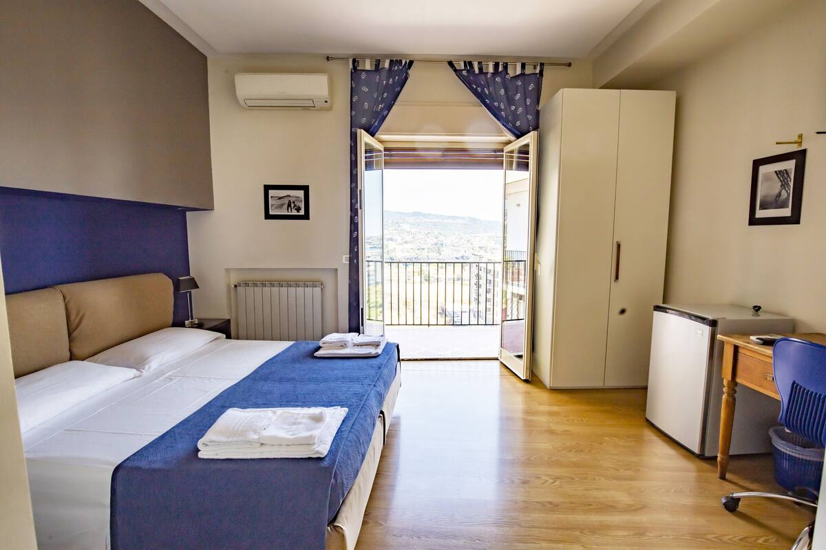 Panoramic Double or Twin Room, 1 Double Bed, Ensuite, Sea Facing | 1 bedroom, Frette Italian sheets, Select Comfort beds, minibar