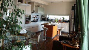 Free cooked-to-order breakfast - Lognina (Catania)