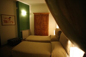 Quarto casal ou duplo panorâmico, 1 cama de casal, suíte, de frente para o mar | 1 quarto, lençóis italianos Frette, camas Select Comfort, frigobar
