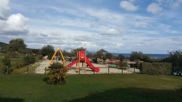 Children's play area - outdoor