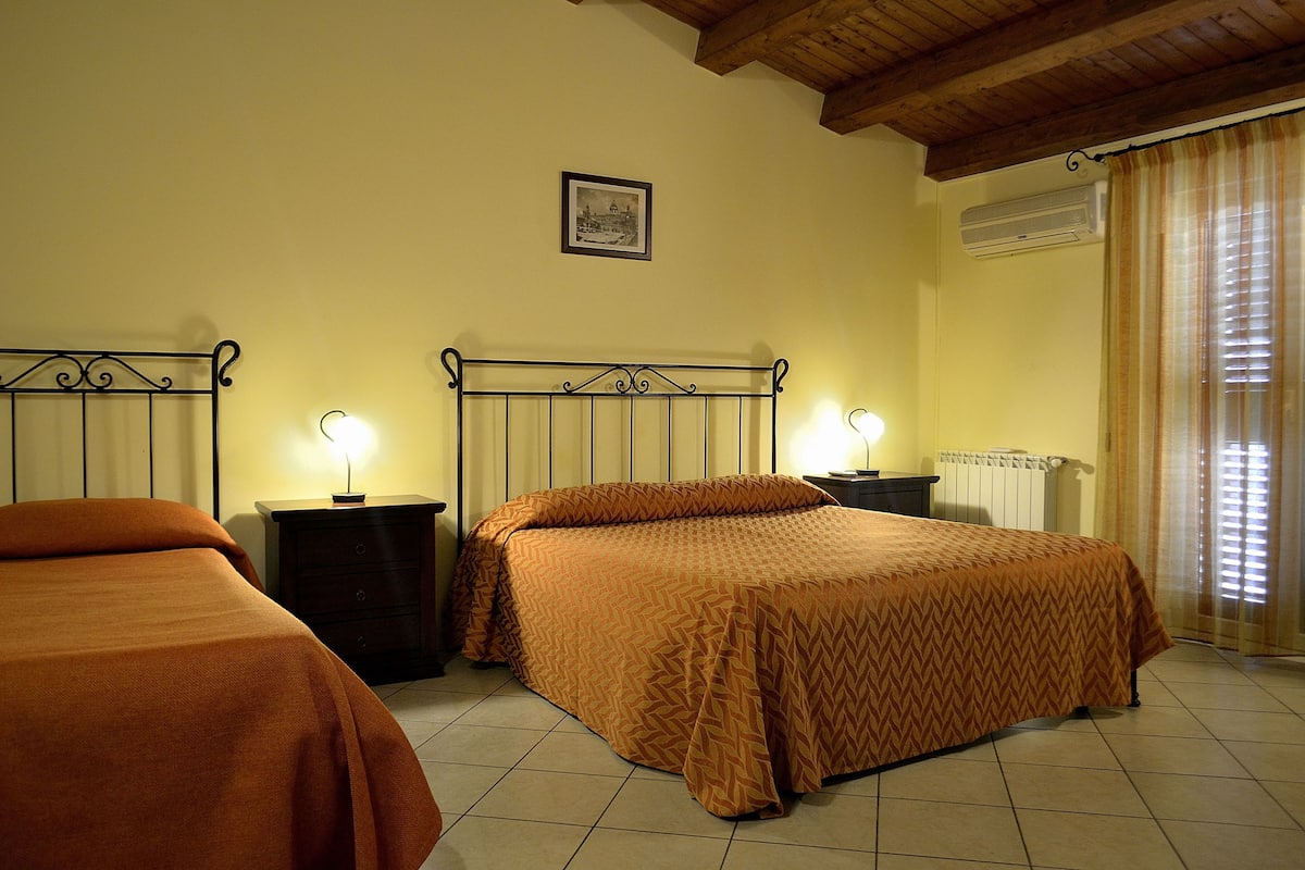 Quadruple Room | 1 bedroom, in-room safe, desk, soundproofing