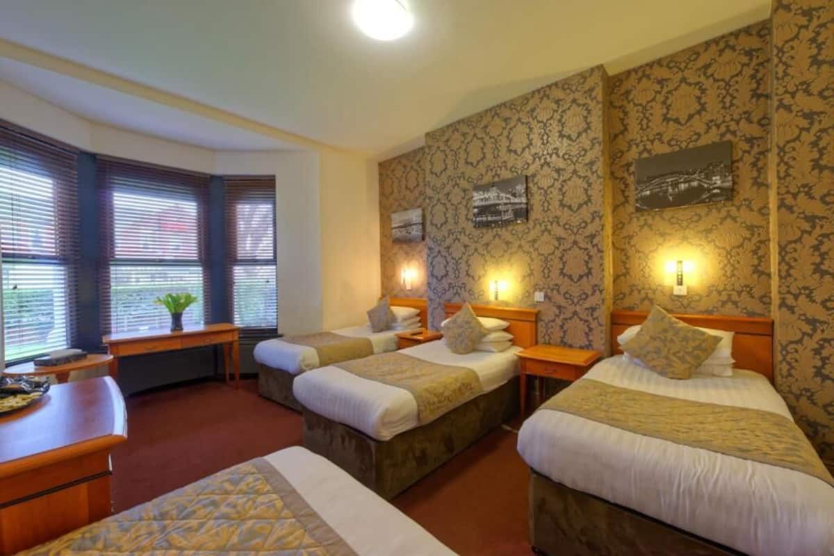 Suite, mit Bad | 1 Schlafzimmer