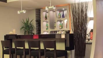 Bar (in der Unterkunft)