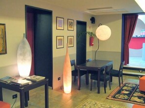 منطقة الجلوس في الردهة