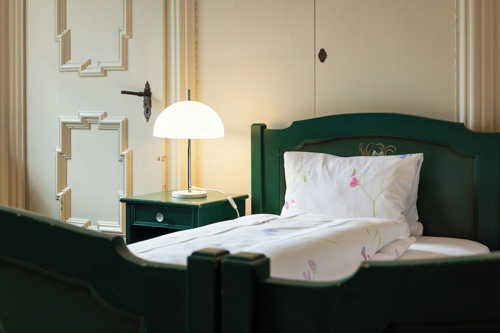 Hotel Chesa Spuondas by null