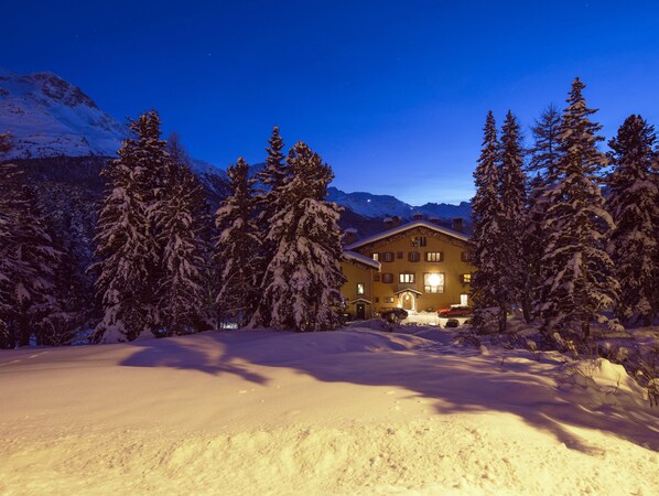Property grounds - Chesa Spuondas (St. Moritz)
