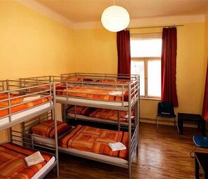 In-room safe, iron/ironing board, free WiFi - Chili Hostel (Prague)