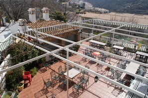 Balcony - Juan Francisco (Guejar Sierra)