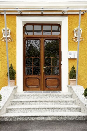 บริเวณภายนอก