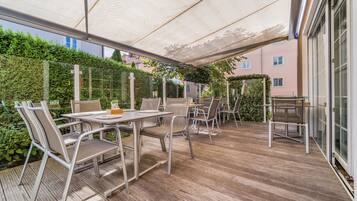 Tägliches Frühstücksbuffet gegen Gebühr