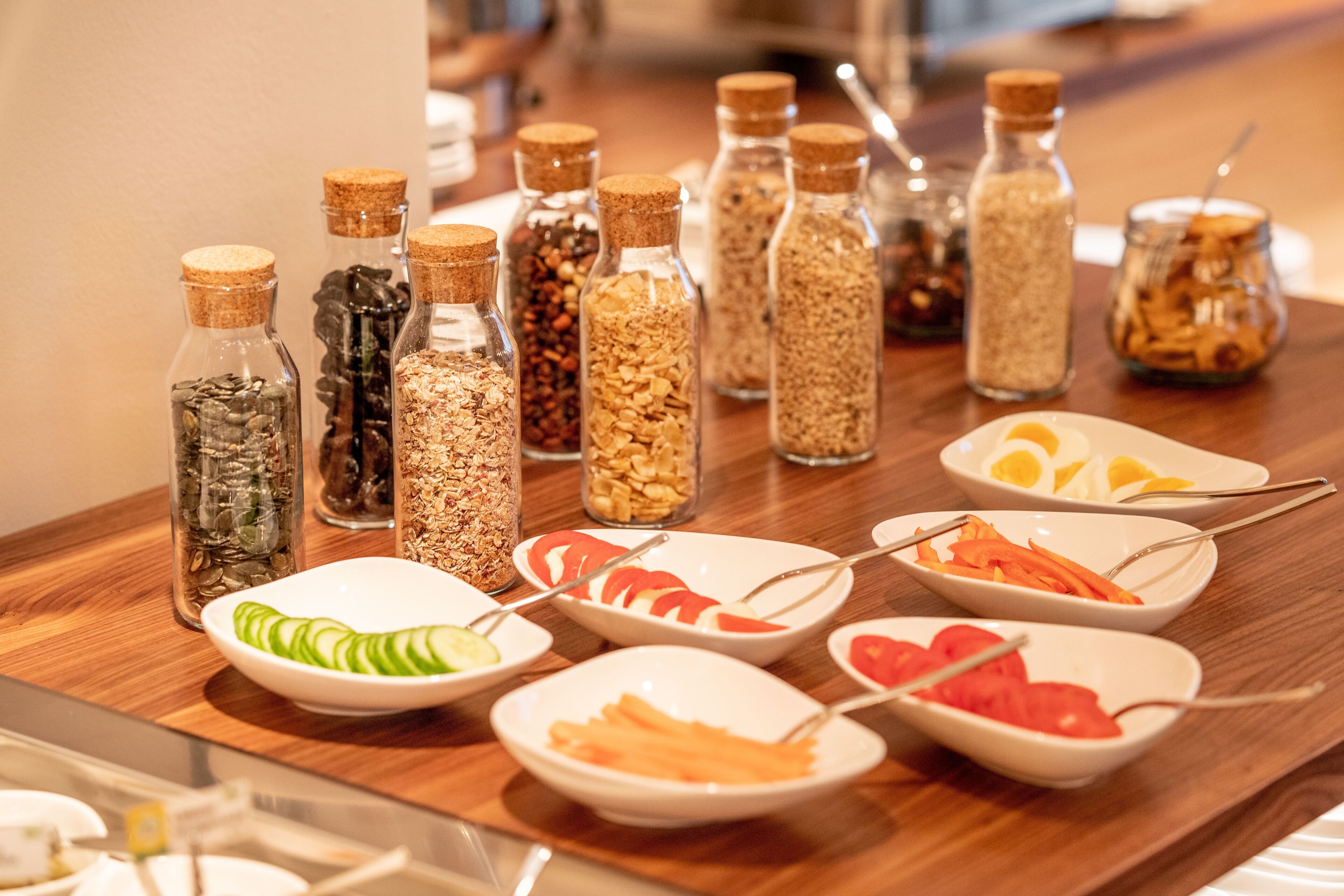 daily buffet breakfast for a fee