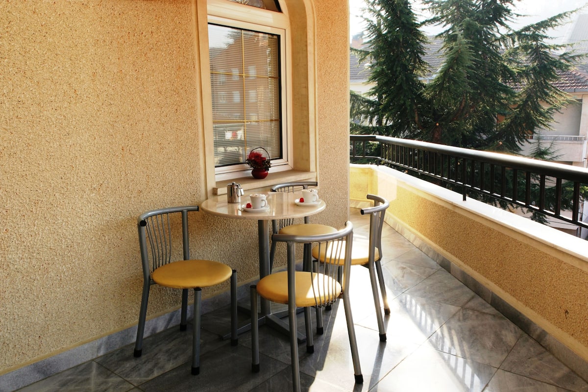 Suite Confort, 1 trĂšs grand lit, non-fumeurs, vue montagne | Balcon