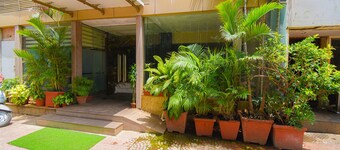 Kings International Juhu