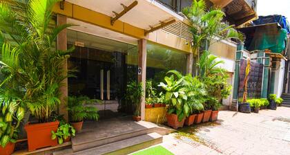 Kings International Juhu