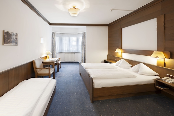 In-room safe, desk, iron/ironing board, free WiFi