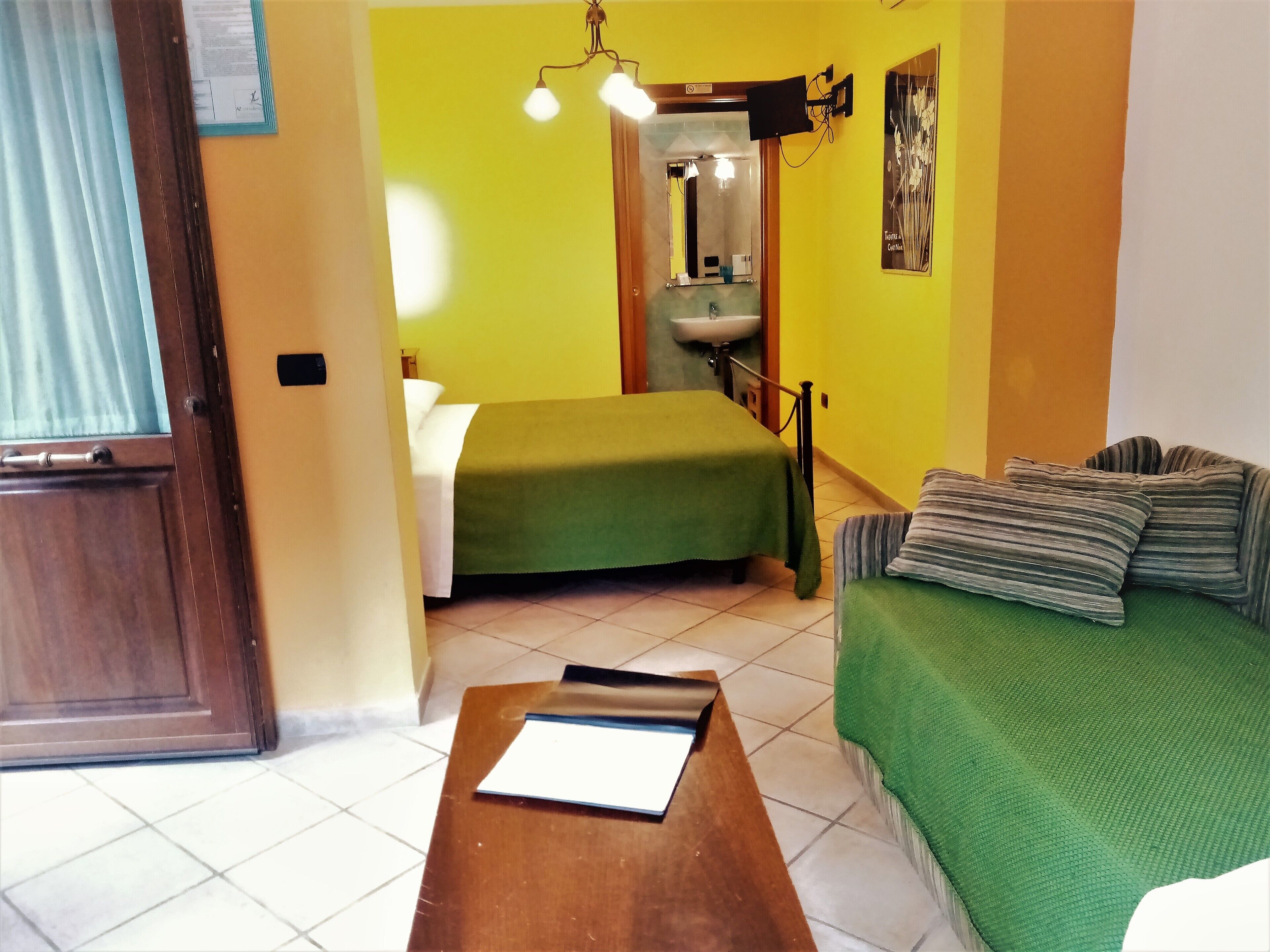 basic triple room | premium bedding, desk, soundproofing, free wifi