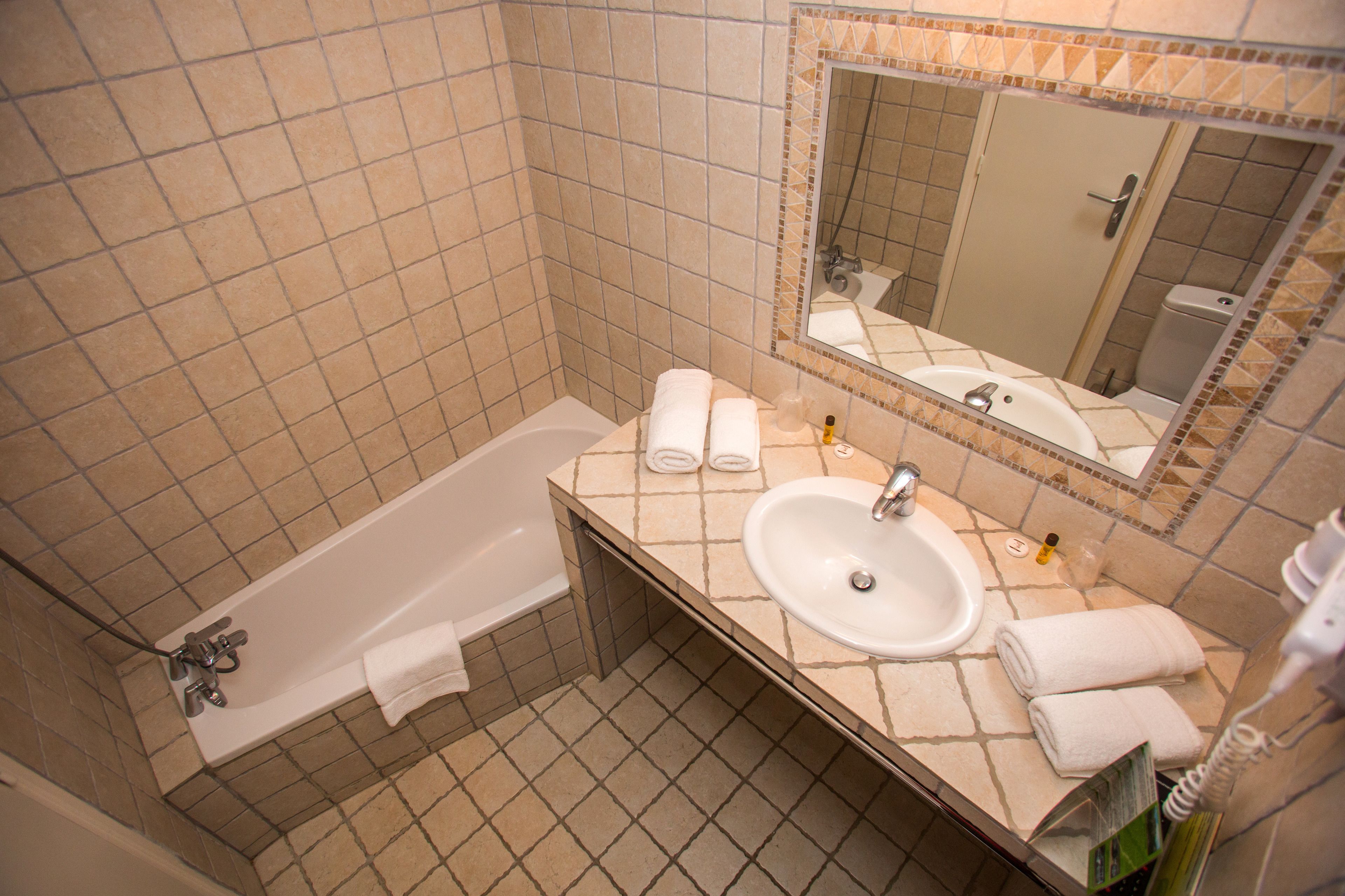 double room, terrace | bathroom | free toiletries, hair dryer, towels