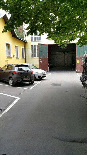 Parken ohne Service (kostenlos)