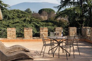 Suite, Terrace | Terrace/patio - RELAIS PARCO DEI CAVALIERI ASSISI (Assisi)