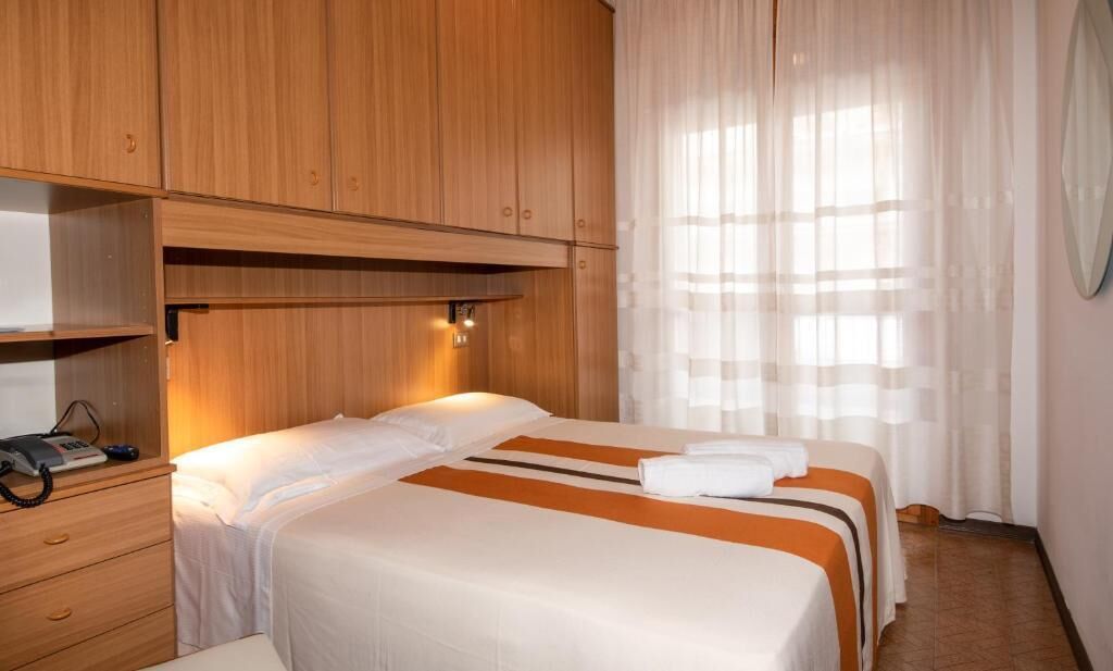 in-room safe, blackout curtains, iron/ironing board, rollaway beds