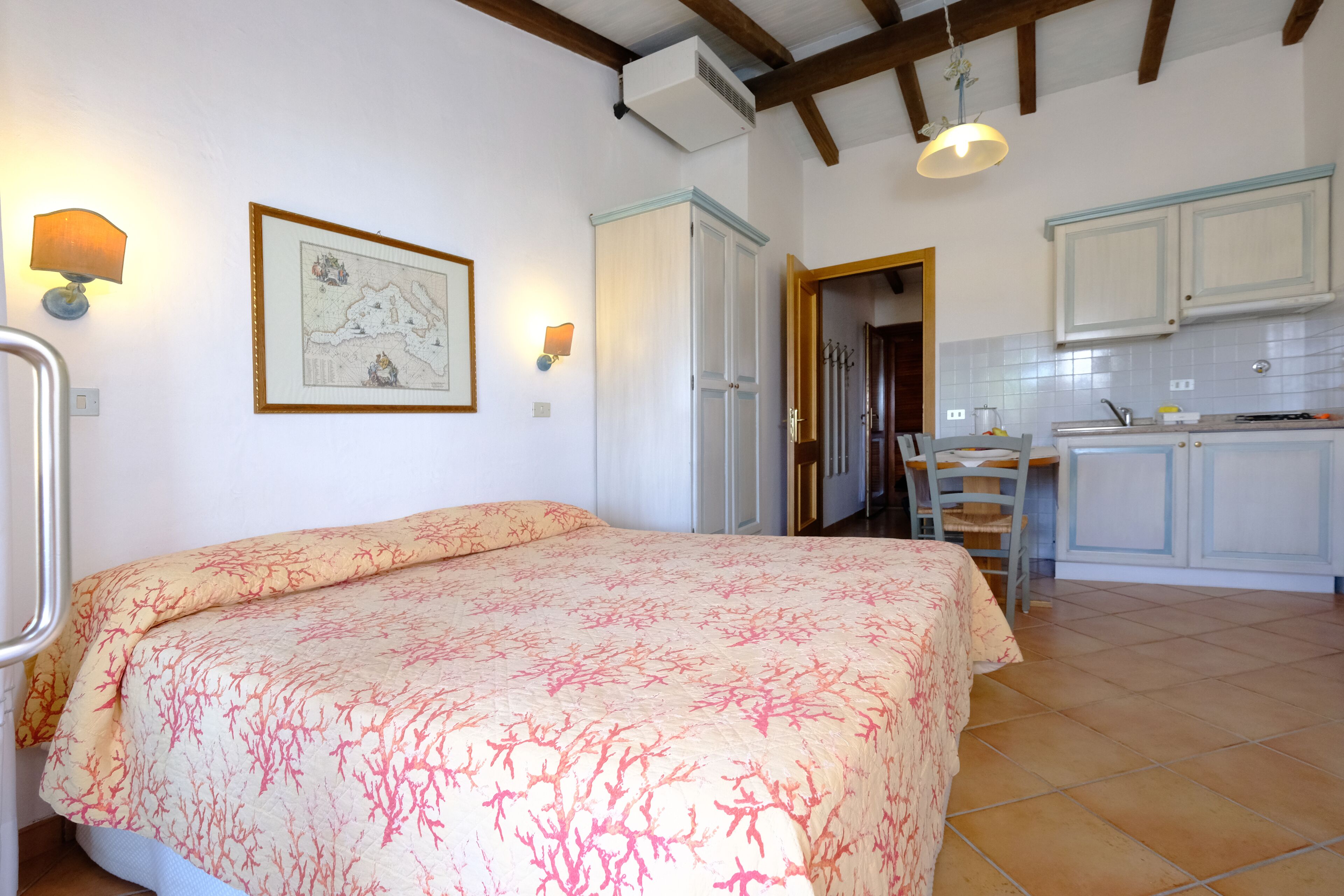 standard studio (for four people) | in-room safe, bed sheets