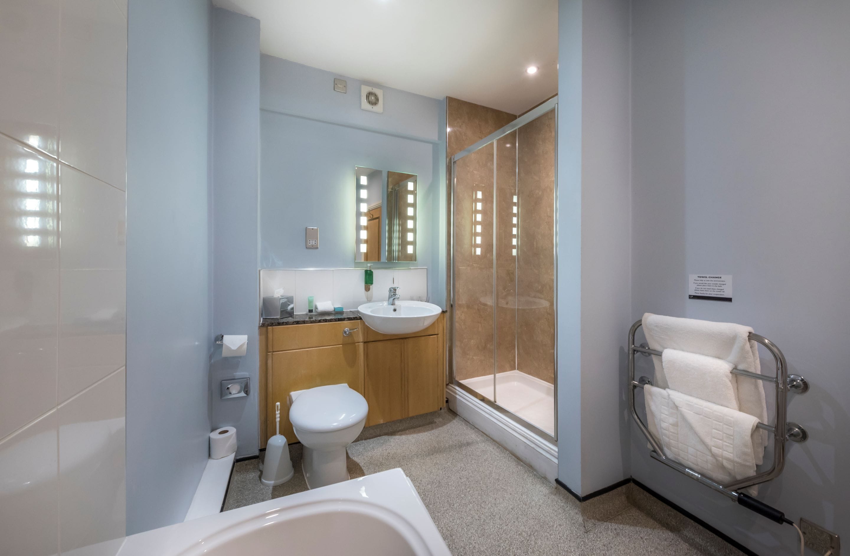 deluxe double room | bathroom | free toiletries, hair dryer, towels, soap