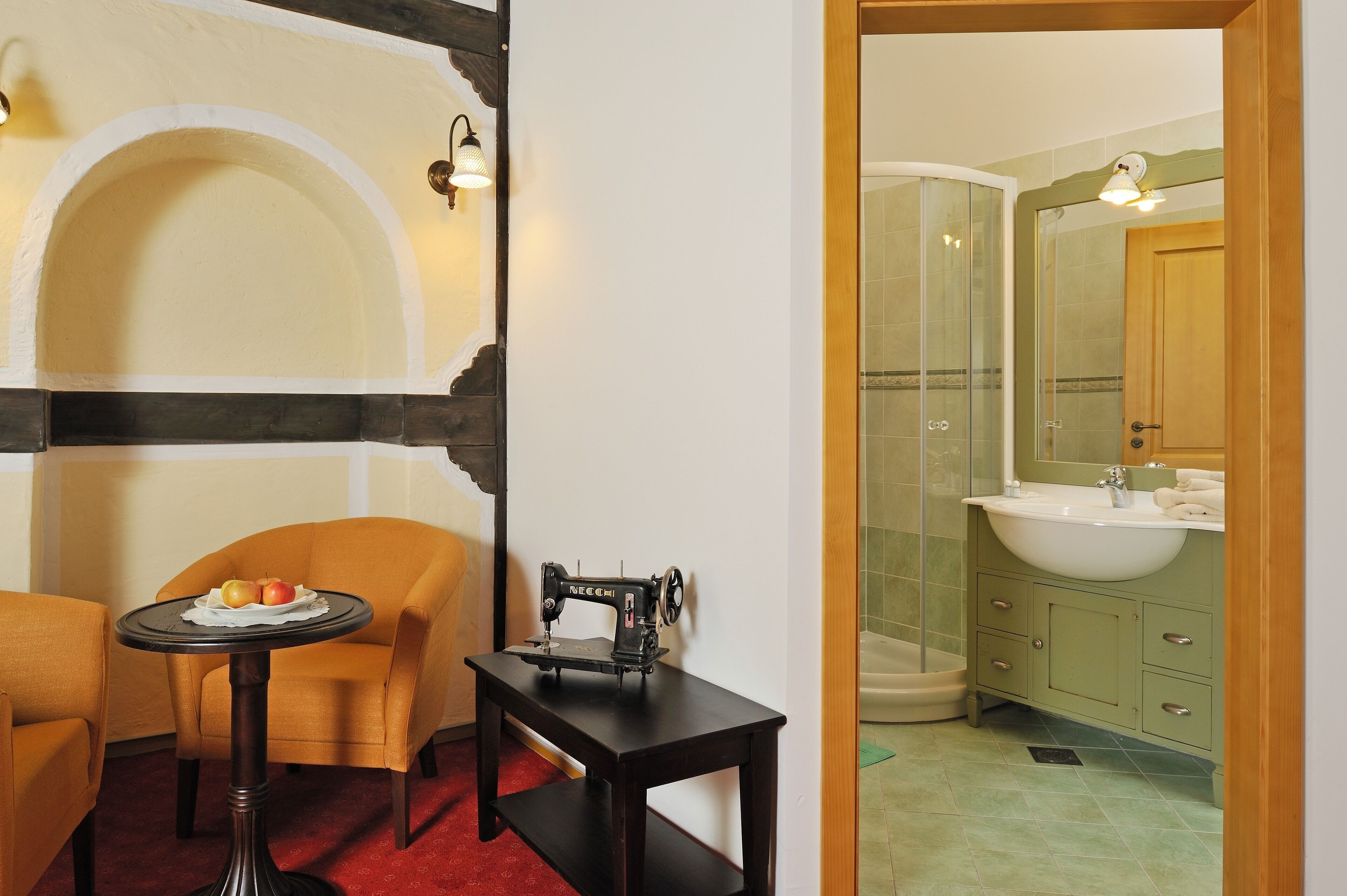 deluxe double room | bathroom | shower, hair dryer, towels
