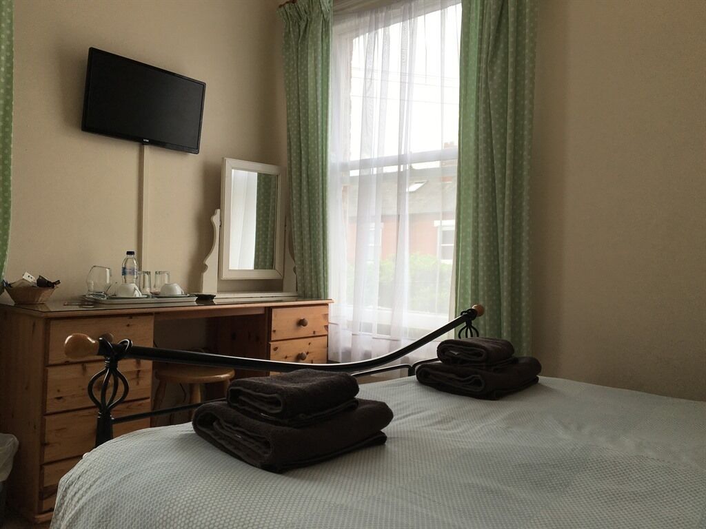 Photo - Burton Villa Guest House