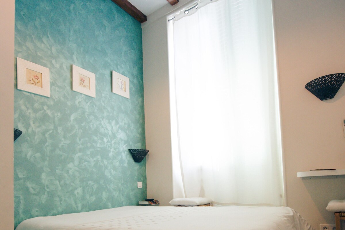 B Double room Standard | Tallelokero huoneessa, äänieristys, vauvansängyt, ilmainen Wi-Fi