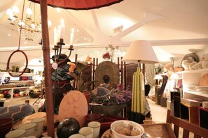 Dining - Hotel El Rancho (Torrecaballeros)