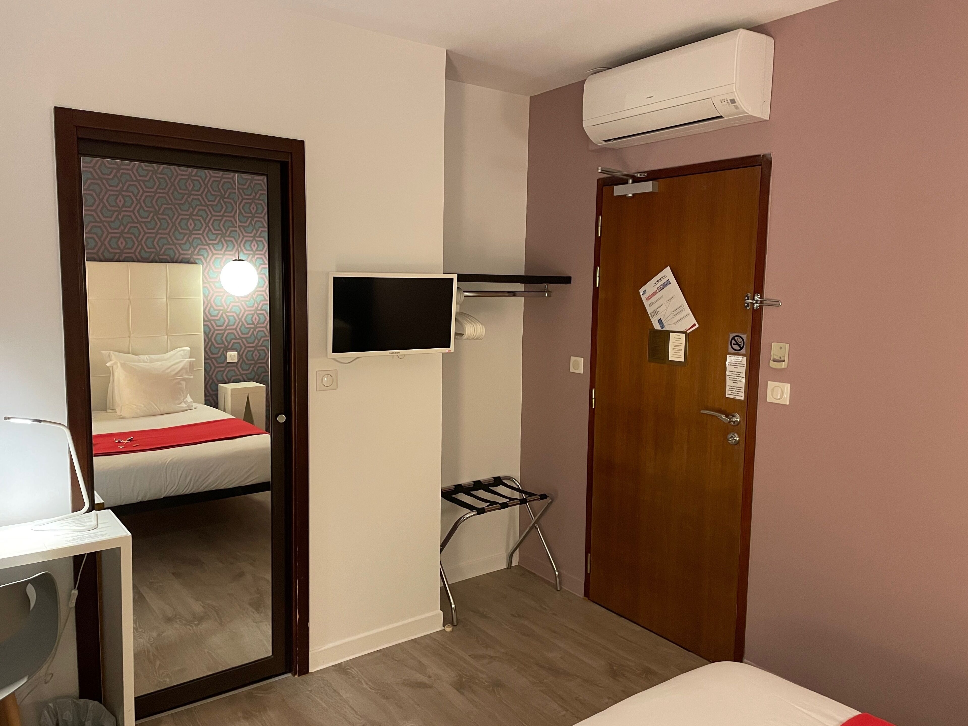 premium bedding, select comfort beds, in-room safe