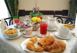 Petit-déjeuner continental compris tous les jours