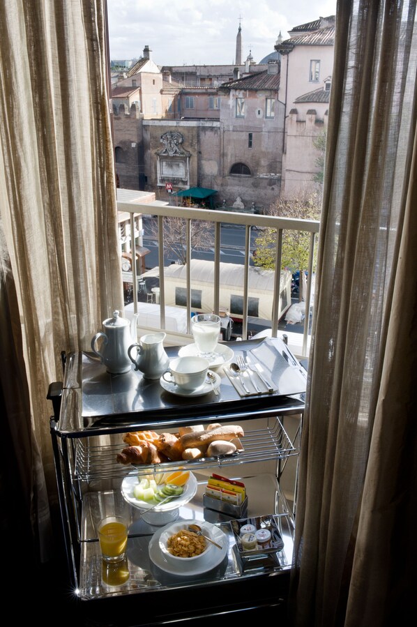 Suite | Service aux chambres – repas
