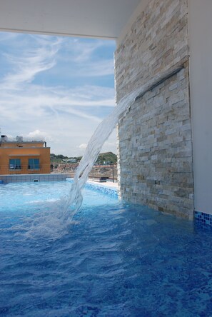 Seasonal outdoor pool, sun loungers - Hotel Sole (Montesilvano)