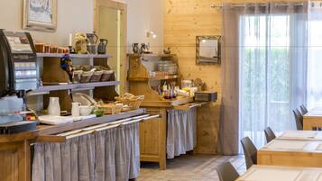 Daily buffet breakfast (EUR 10 per person)
