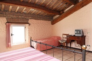 Italiaanse Frette-lakens, Select Comfort-bedden, een bureau