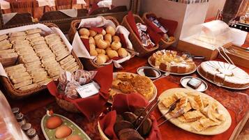 Petit déjeuner continental compris tous les jours