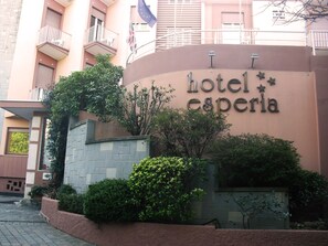 Front of property - Hotel Esperia (Genoa)