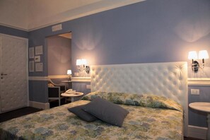 Suite, 1 Bedroom | Minibar, in-room safe, desk, soundproofing - Hotel Il Barocco (Ragusa)