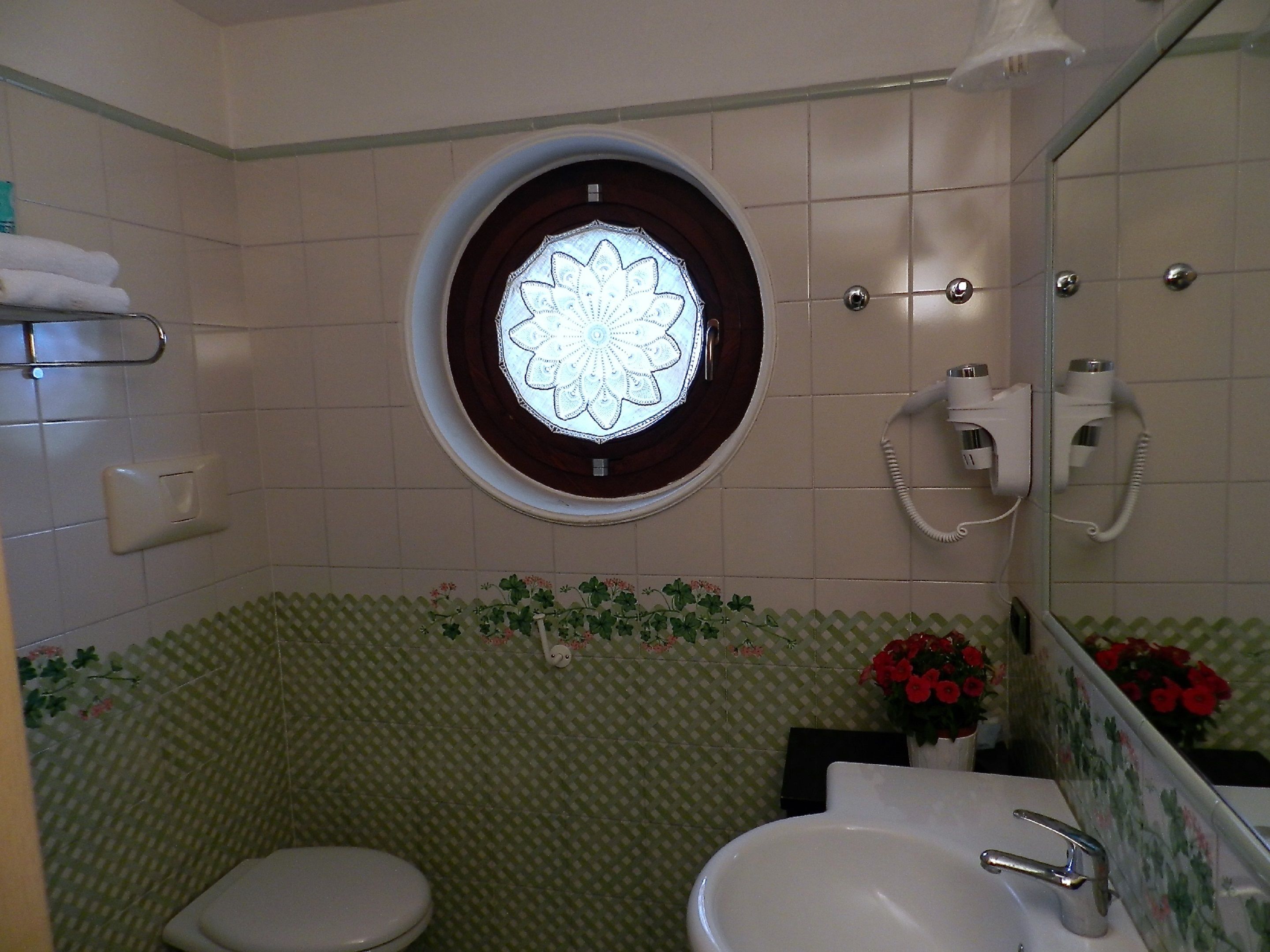 free toiletries, hair dryer, bidet, towels