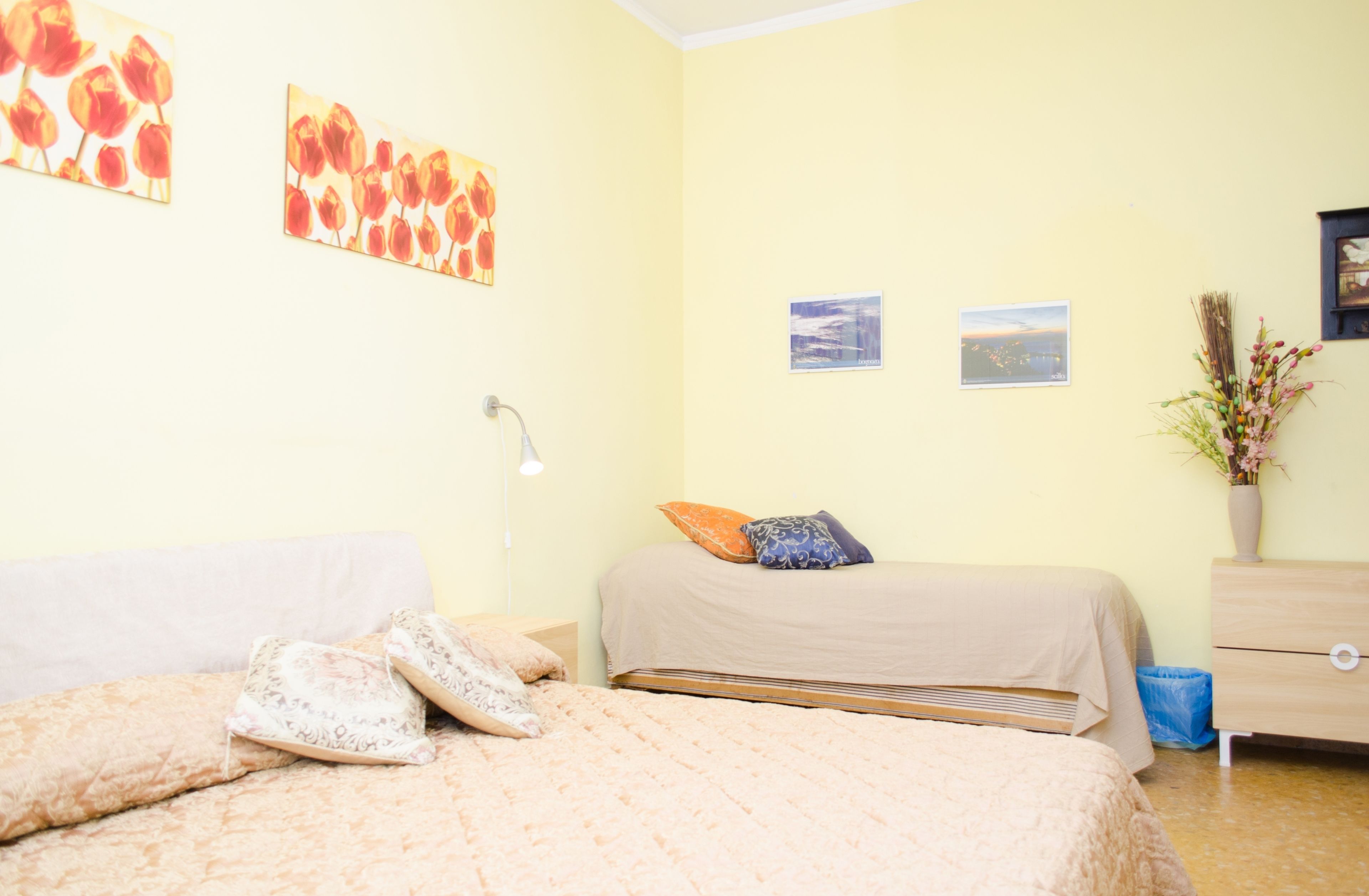 Einzelzimmer | Zimmersafe, Schreibtisch, Bügeleisen/Bügelbrett, Babybetten