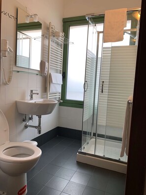 Family Studio (4 people) - Gemini City Centre Studios (Florence)