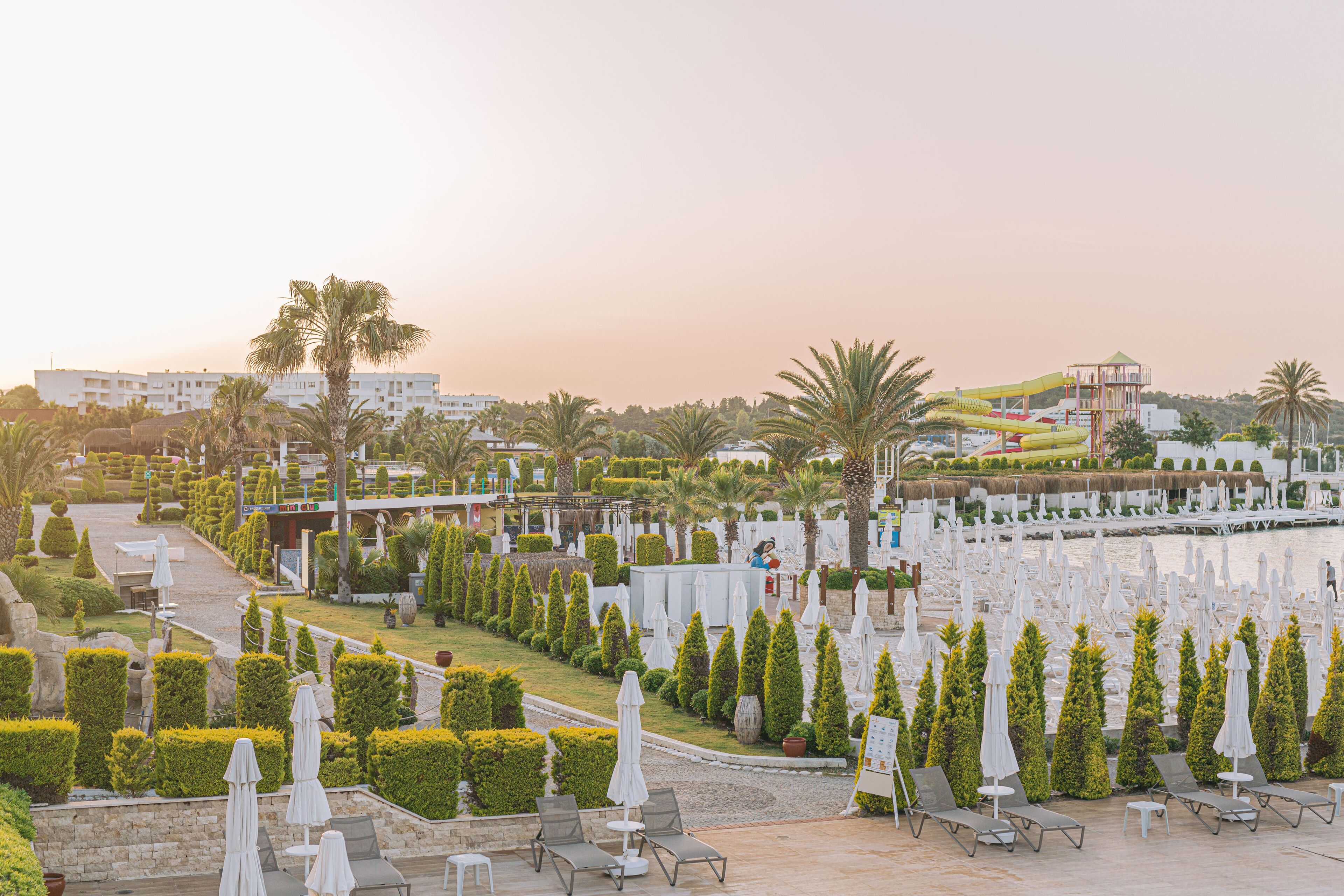 private beach, white sand, free beach cabanas, sun-loungers