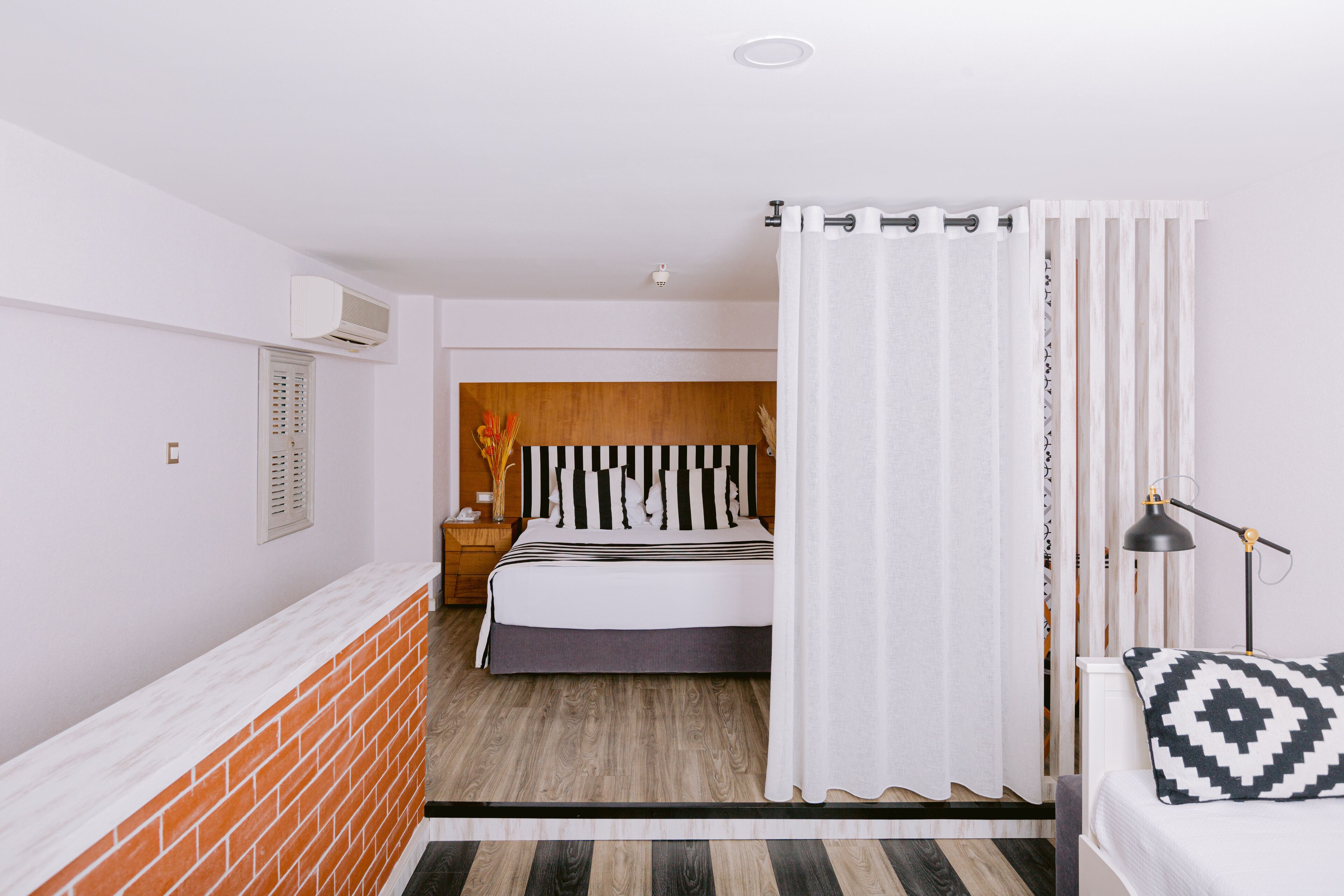 Literie de qualité supérieure, couette en duvet d'oie, minibar