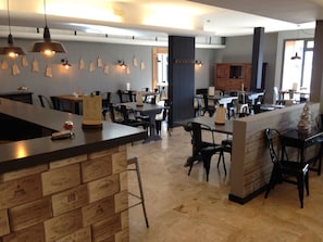 Daily buffet breakfast (EUR 9.90 per person)