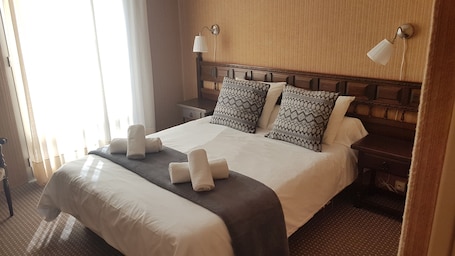 Panoramic Double Room | 1 bedroom, premium bedding, desk, blackout drapes. L'Orée du Bois