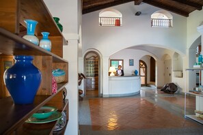Sala de estar en el lobby