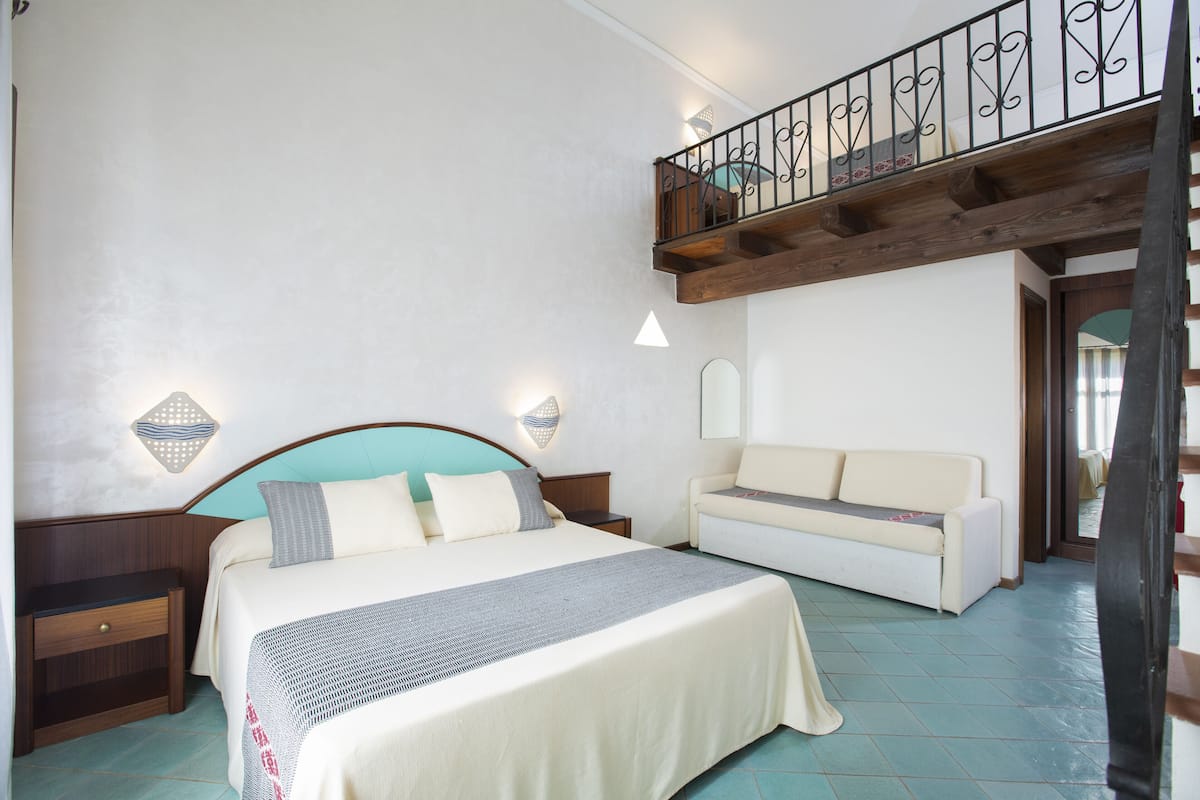1 bedroom, minibar, in-room safe, desk