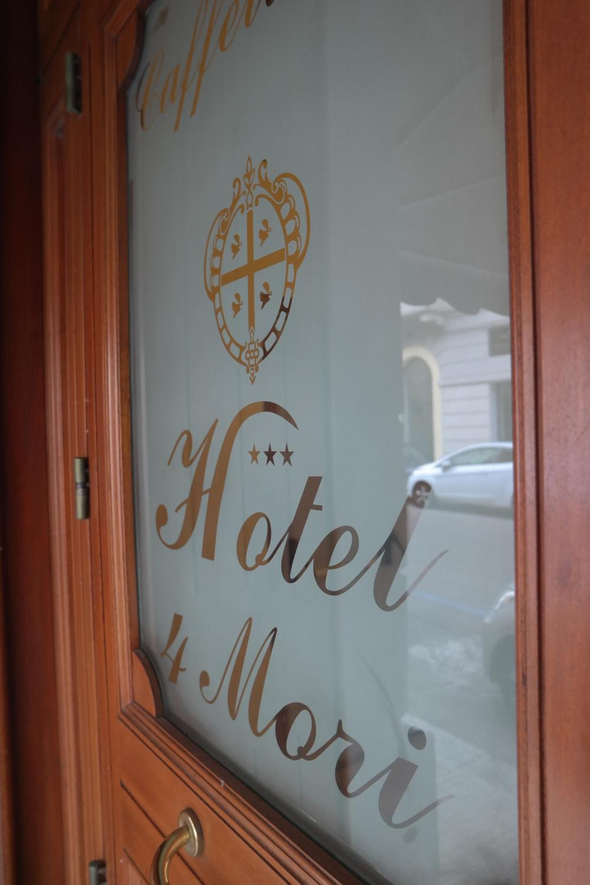 desk, cots/infant beds, free rollaway beds, free wifi