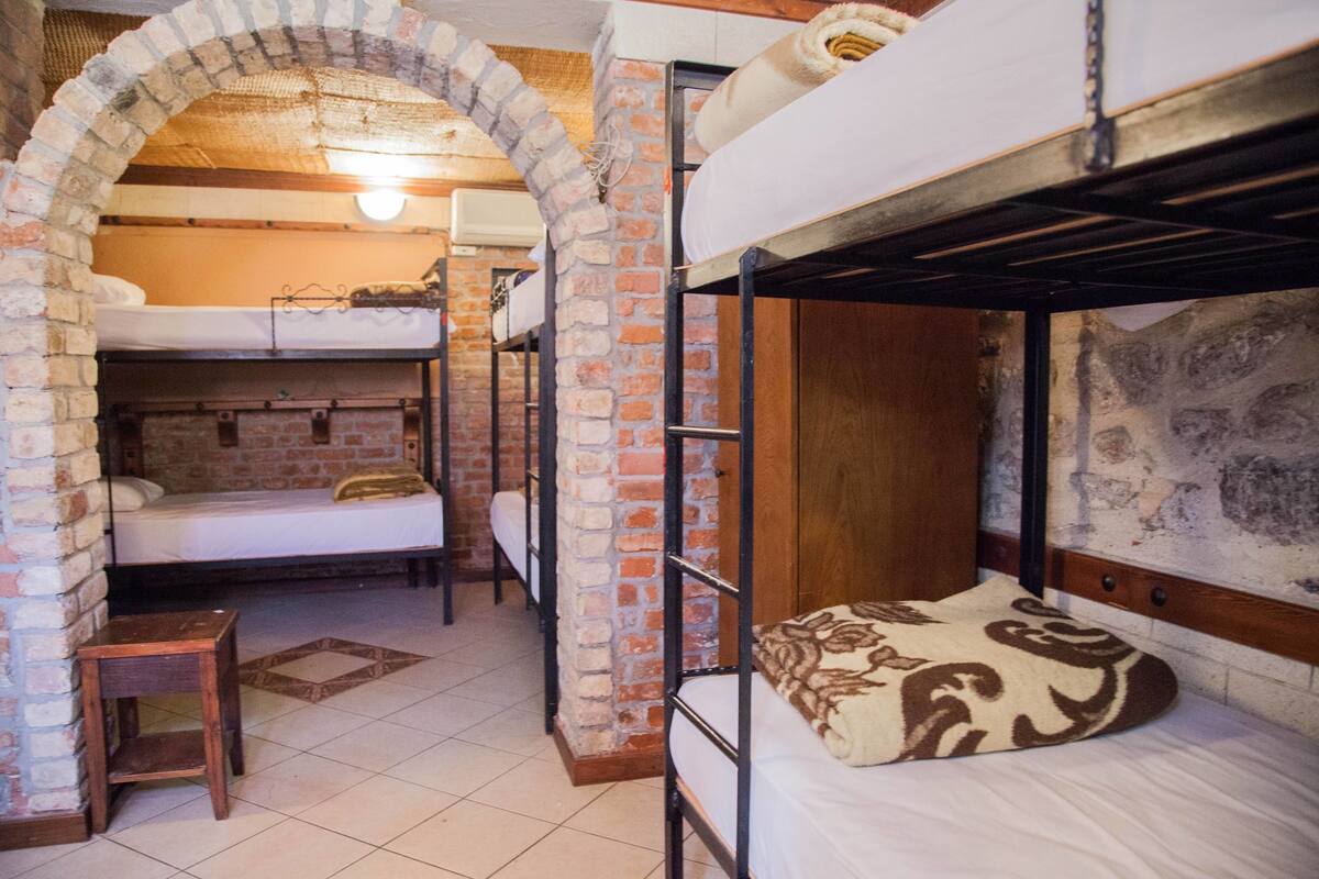 Shared Dormitory, Mixed Dorm, Shared Bathroom | Iron/ironing board (on request), cribs (free), WiFi (free)